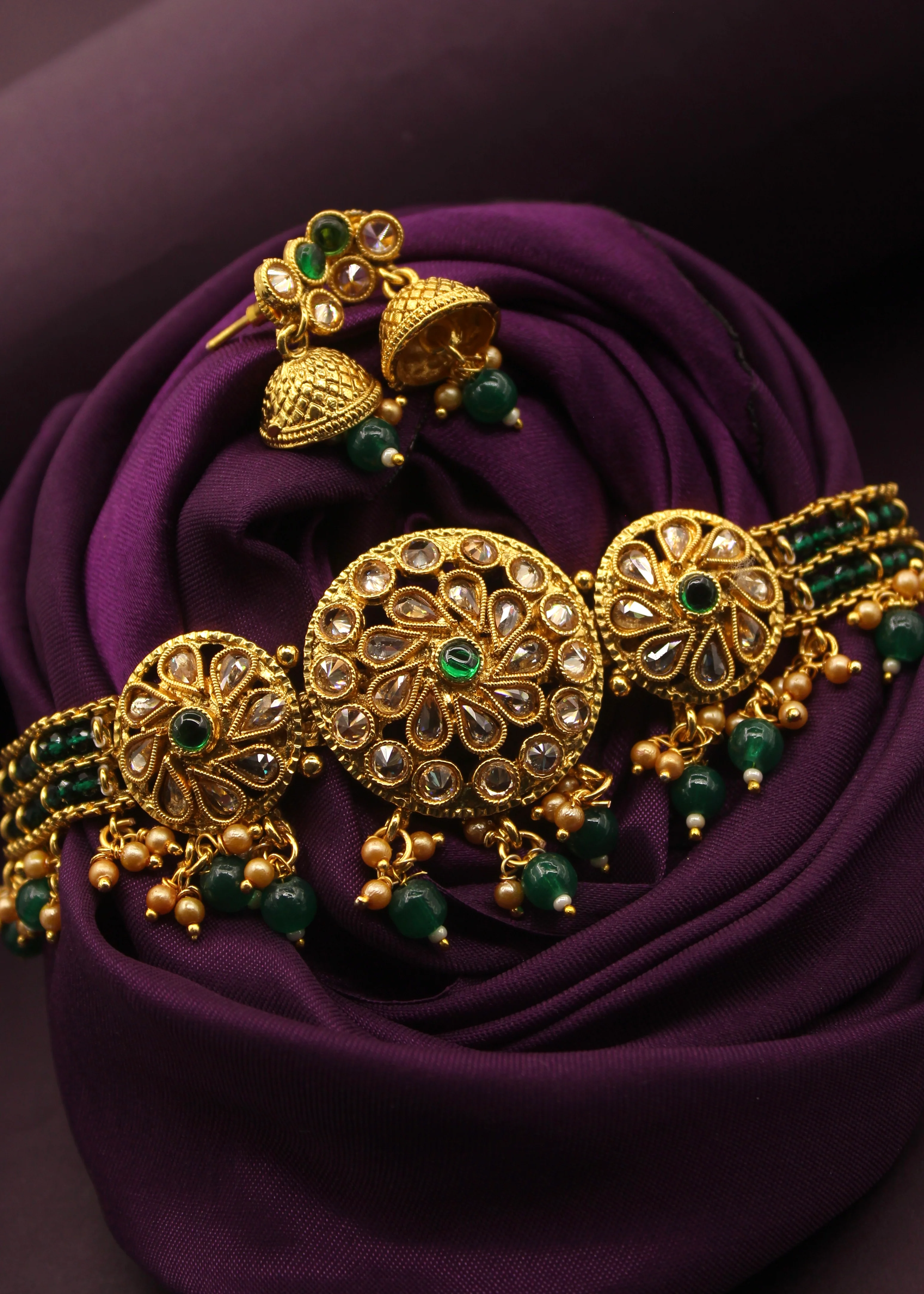 CHARMING ANTIQUE CHOKER - Image 3