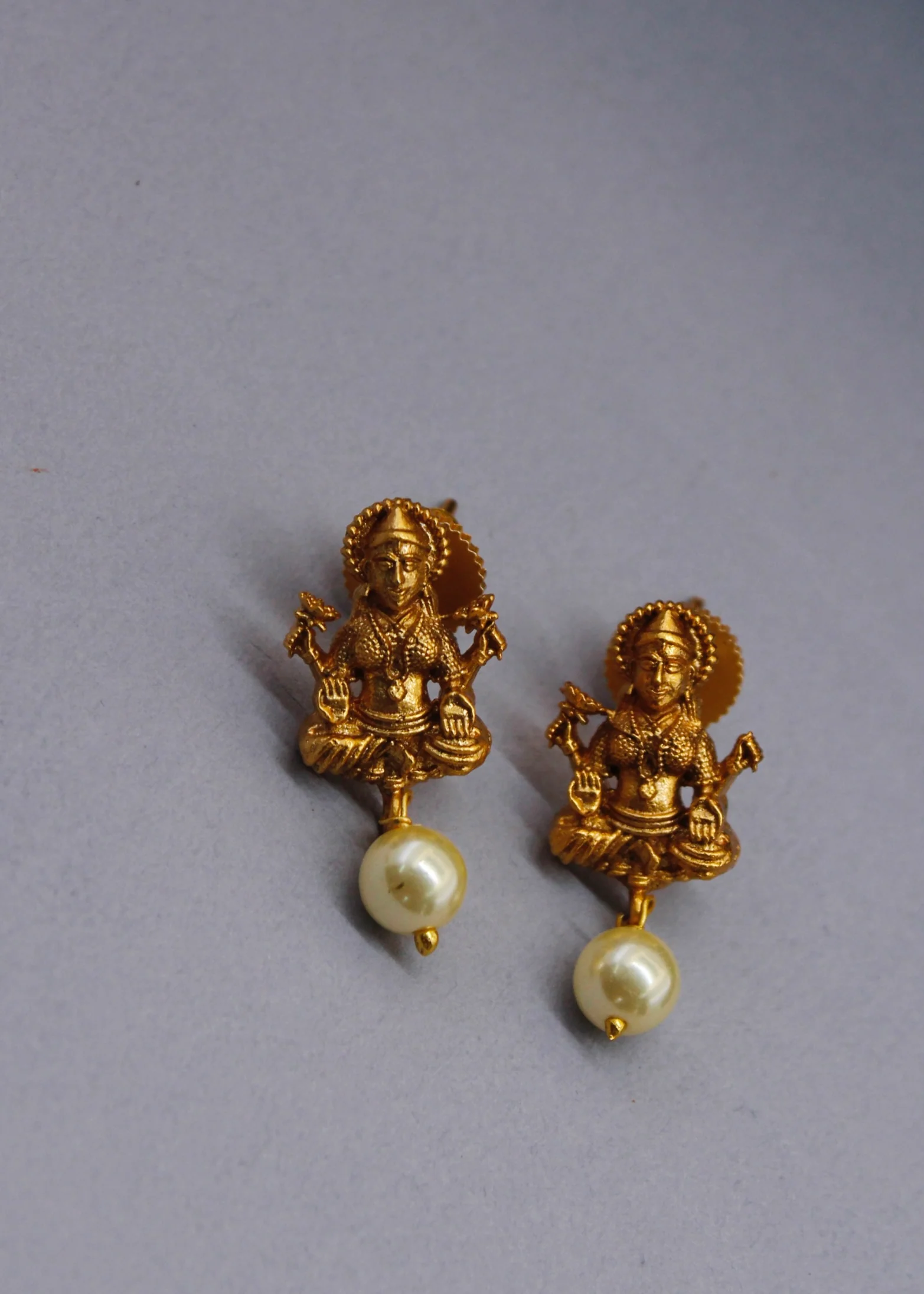 TEMPLE LAXMI WITH PEARL TOPS - Image 3