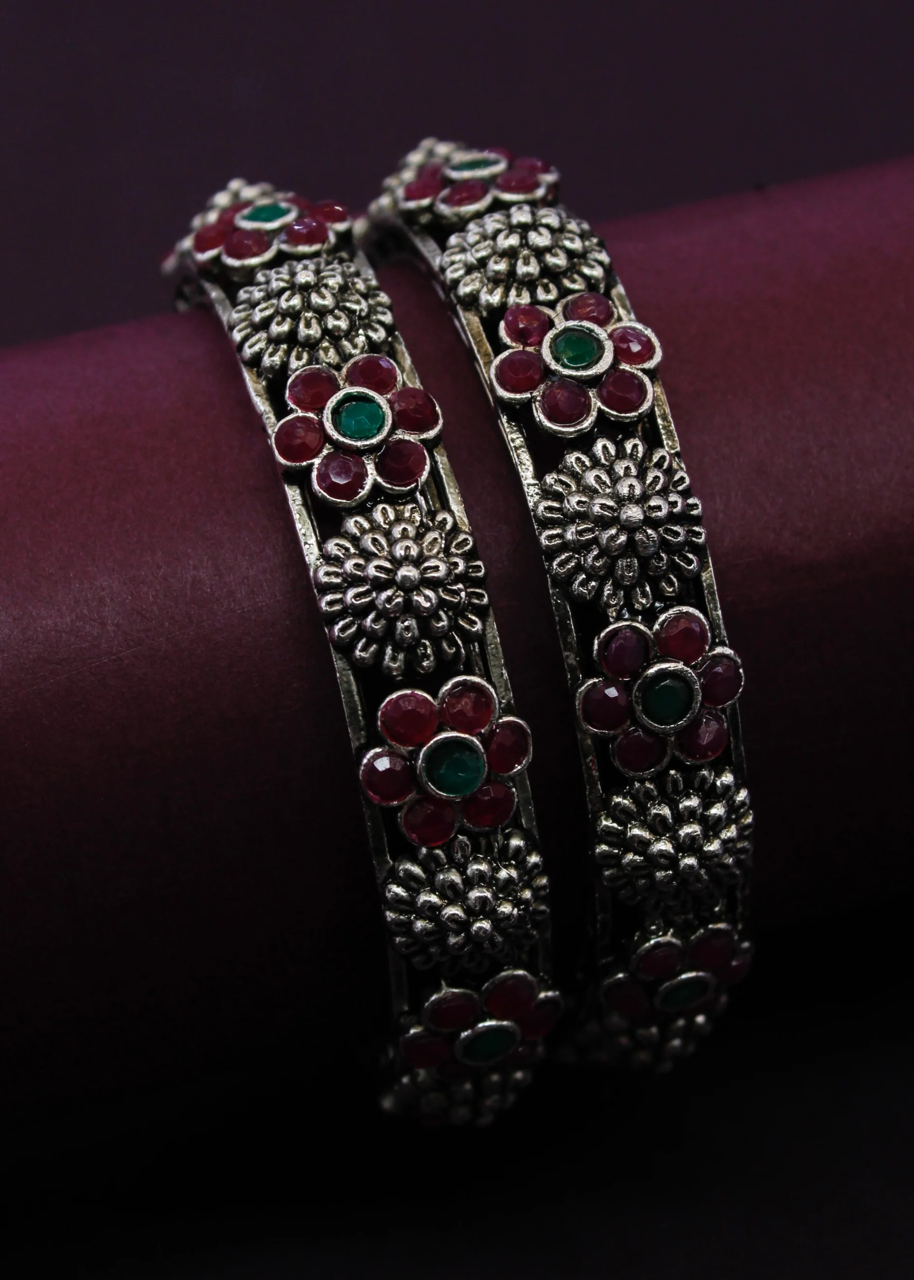 OXIDISED BEADS WITH FLORET DESIGN BANGLES - Image 2