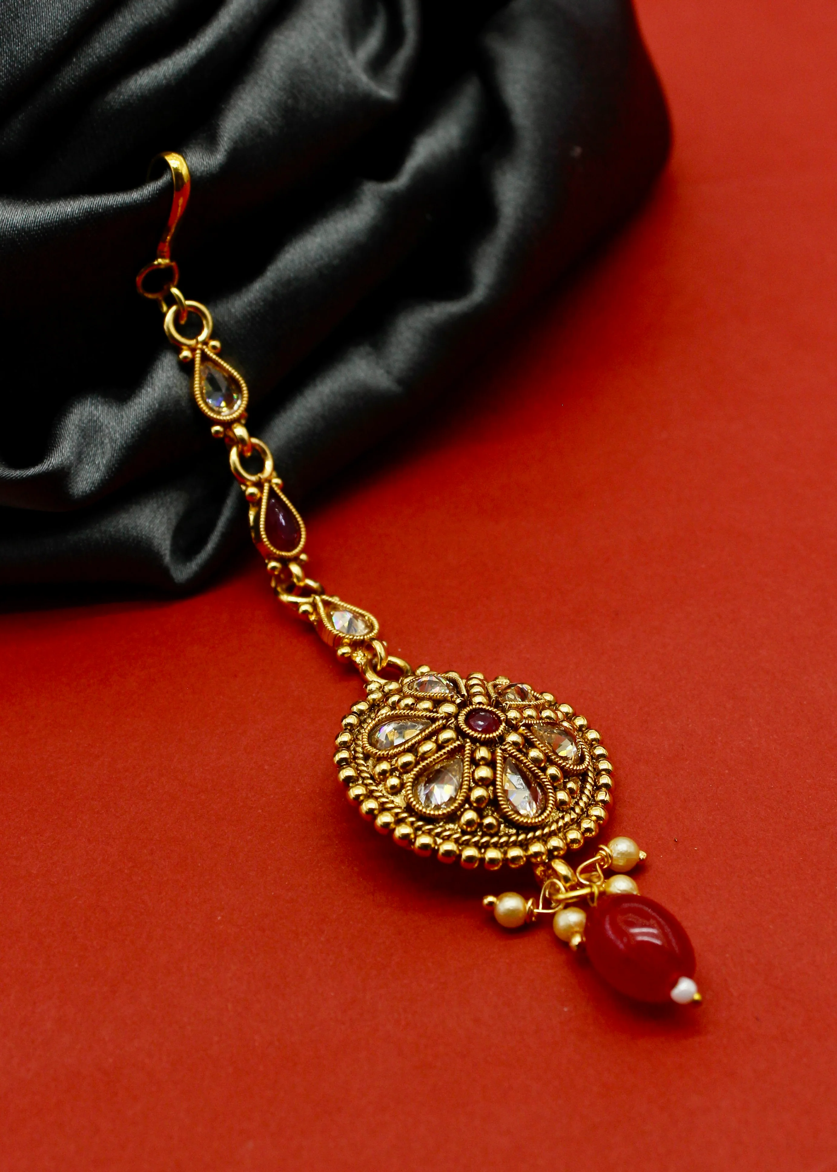 IMPRESSIVE ANTIQUE BINDI - Image 2