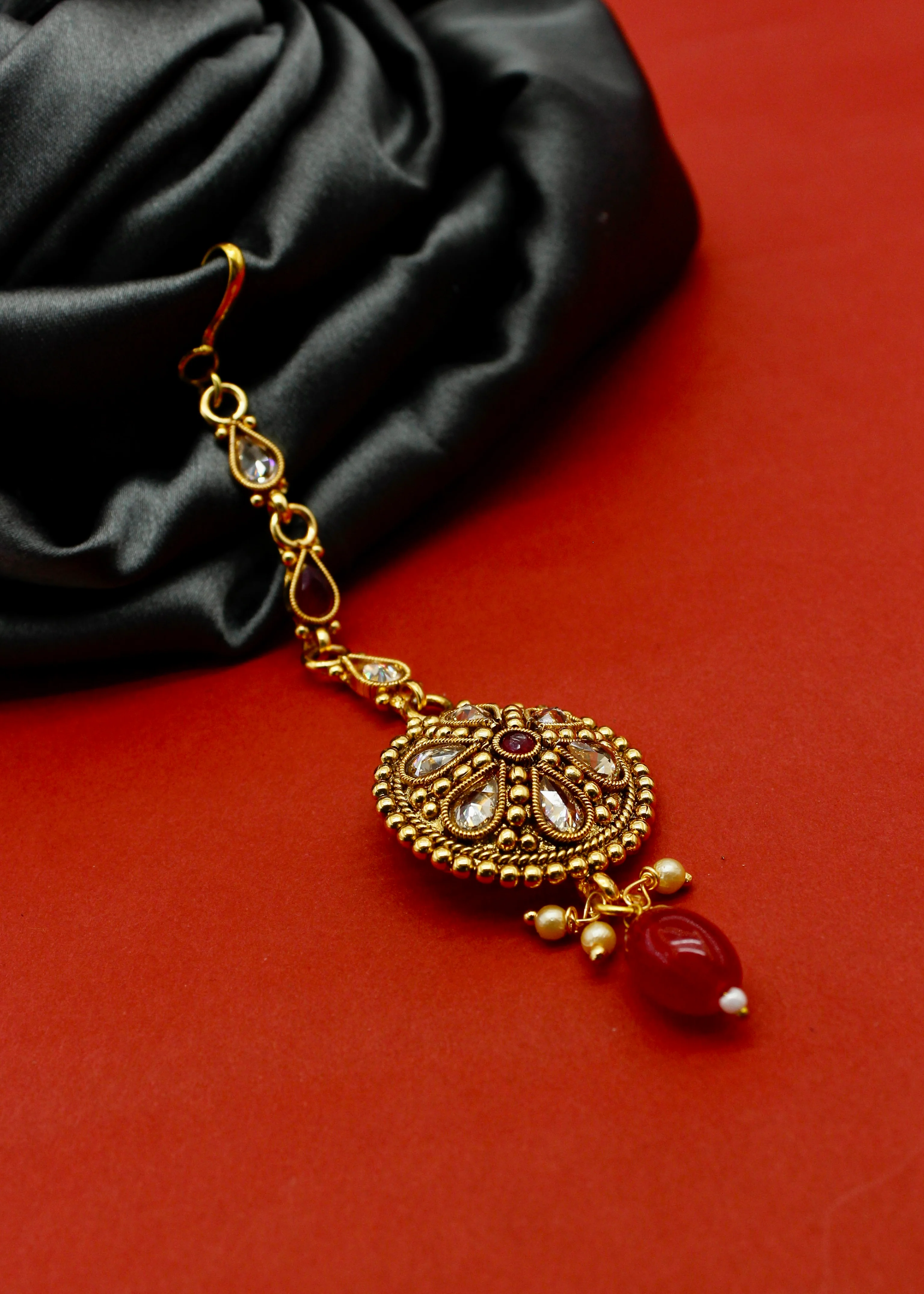 IMPRESSIVE ANTIQUE BINDI - Image 6