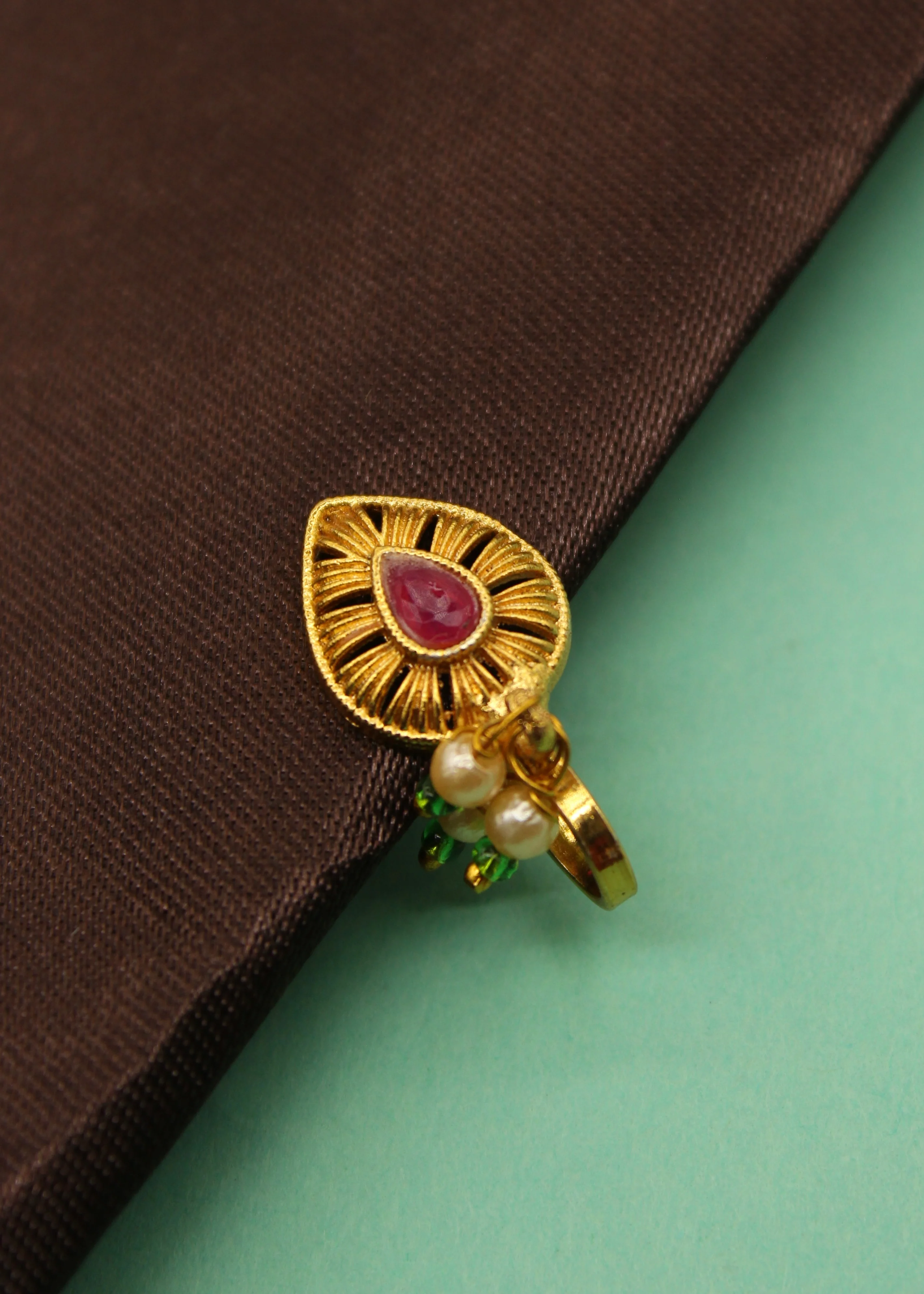 PRETTY ANTIQUE NOSE PIN - Image 2