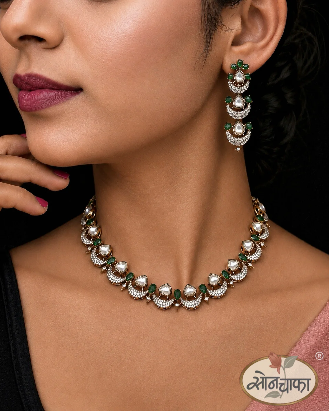 EMERALD  CHANDRIKA NECKLACE