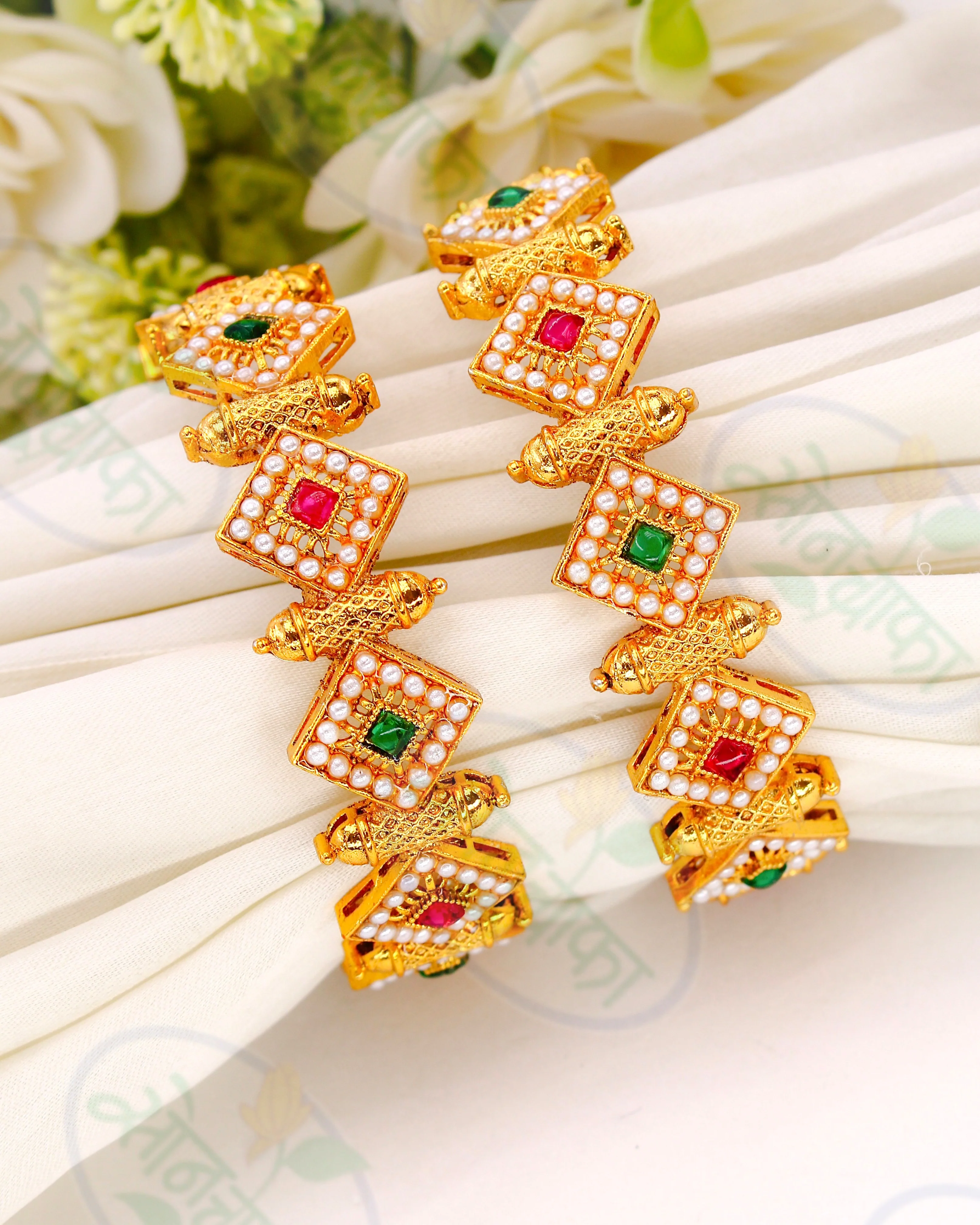 SQUARE DESIGNER BANGLES