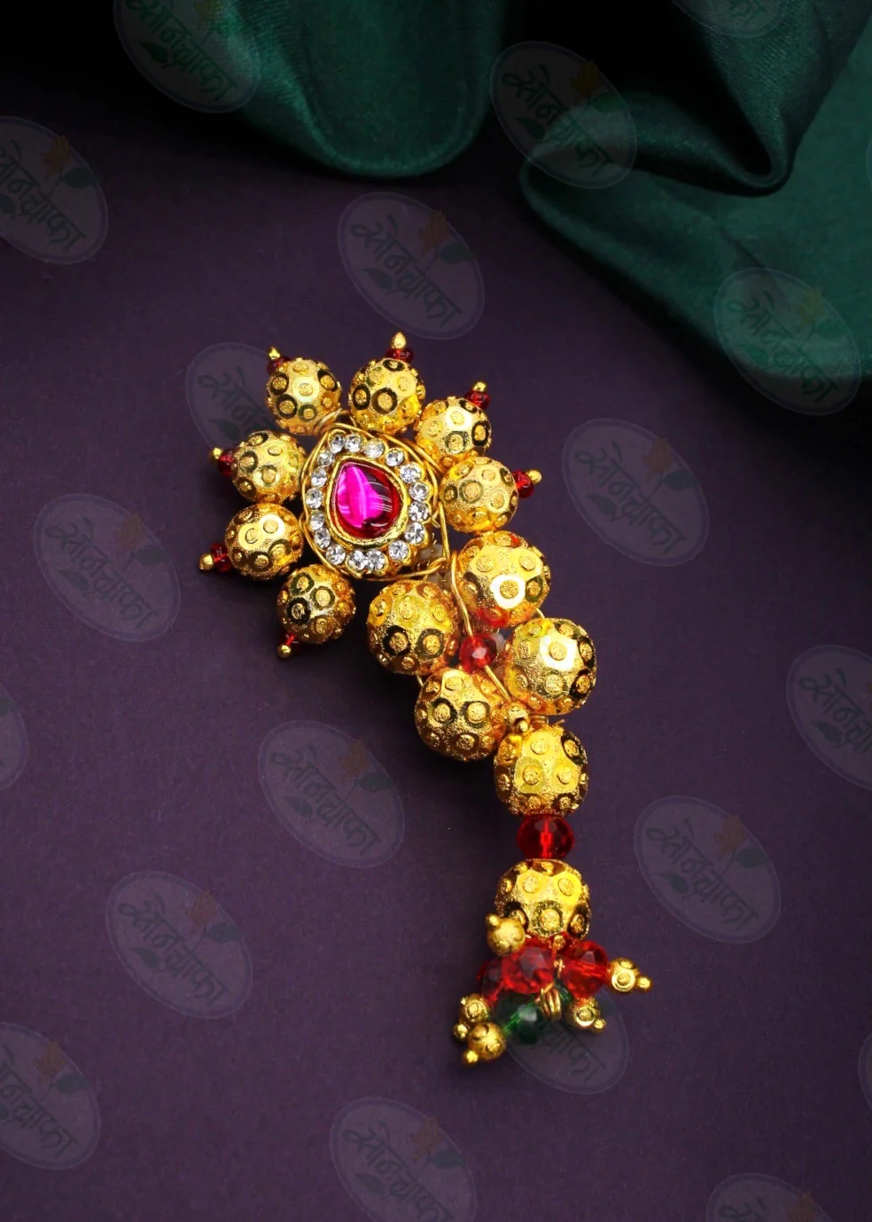 TRADITIONAL SAREE BROOCH - Image 2