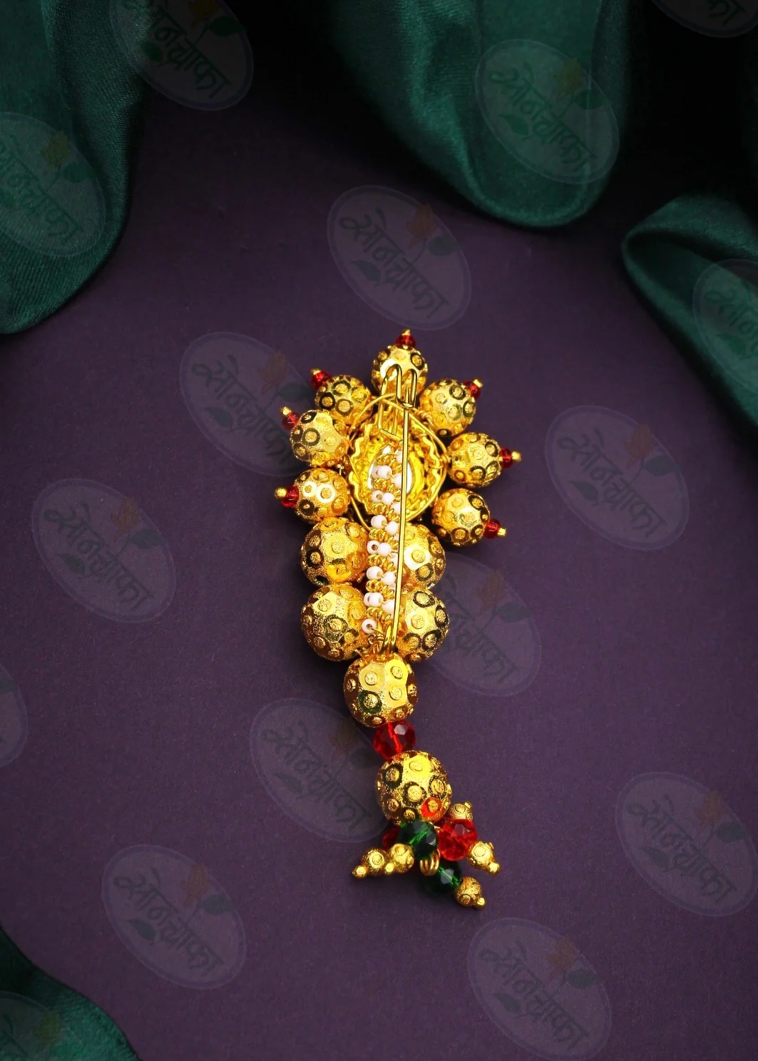 TRADITIONAL SAREE BROOCH - Image 3