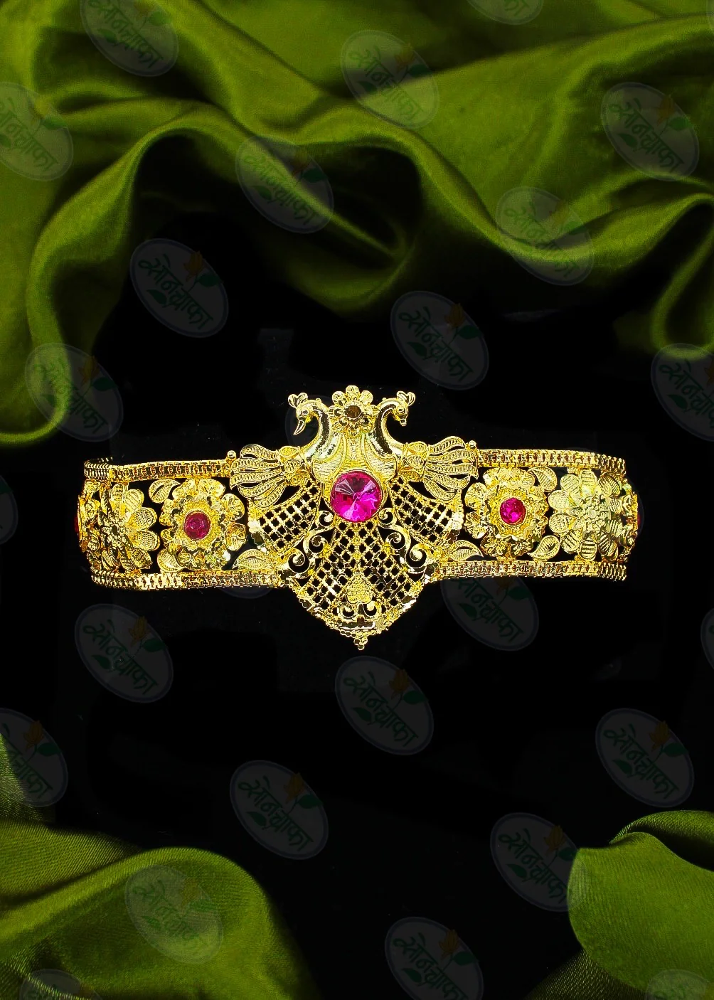 DESIGNER FLORAL WAKI