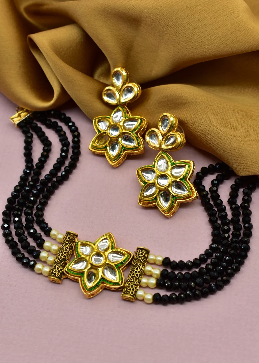FLORET KUNDAN NECKLACE