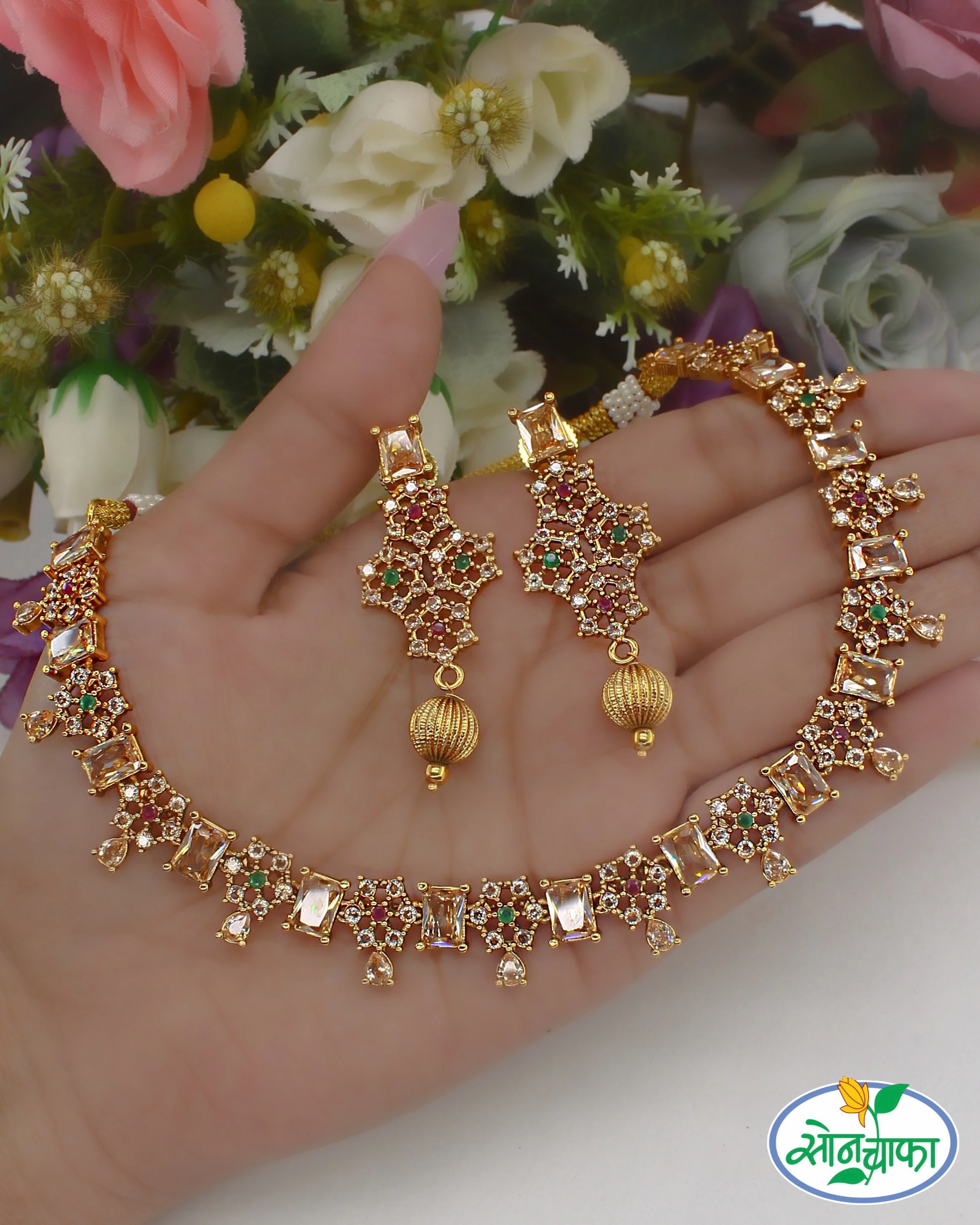 FLORAL DESIGNER NECKLACE