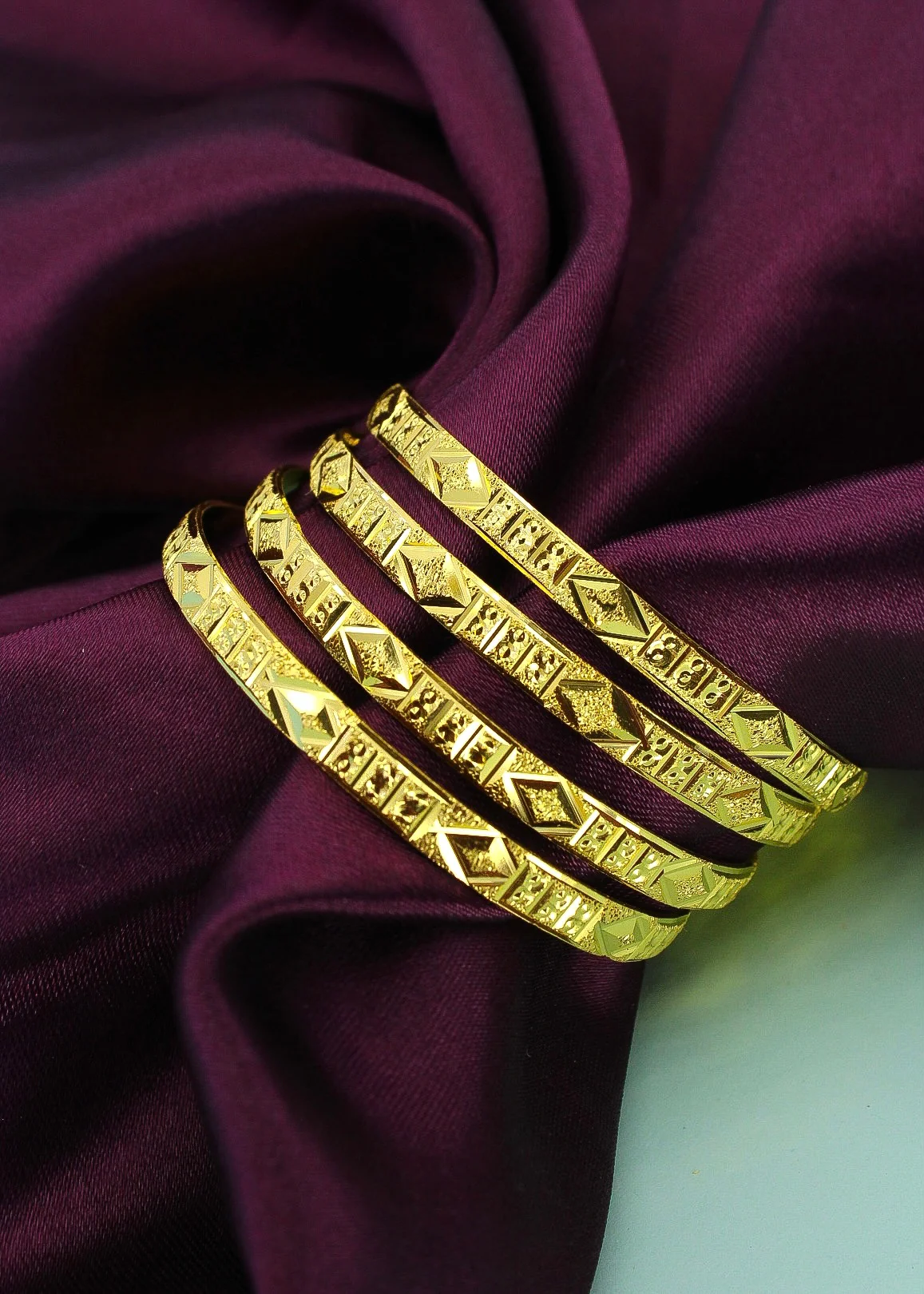 ENTICING GOLD TONE BANGLES - Image 2