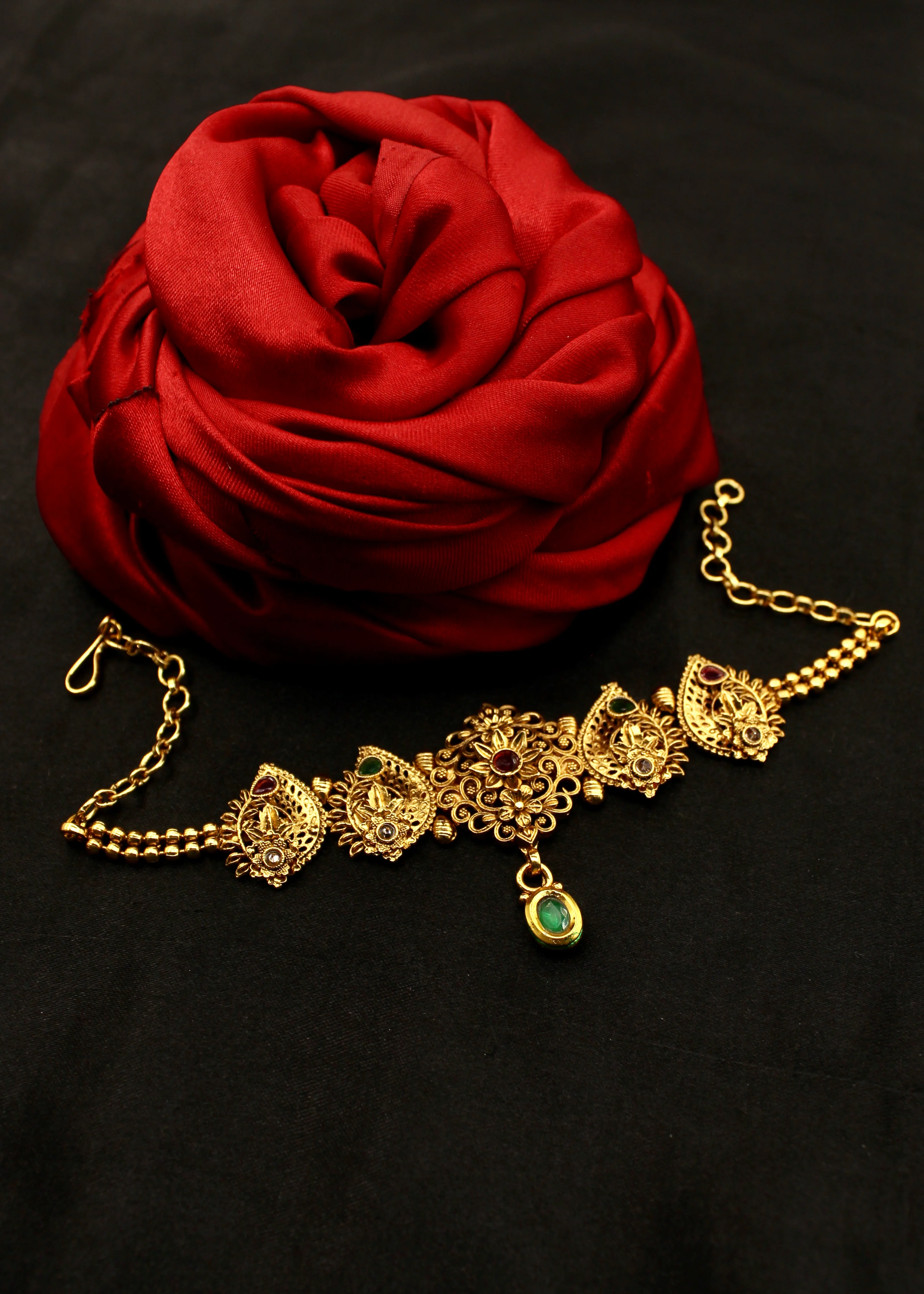 MAJESTIC FLORET AHILYA WAKI - Image 4