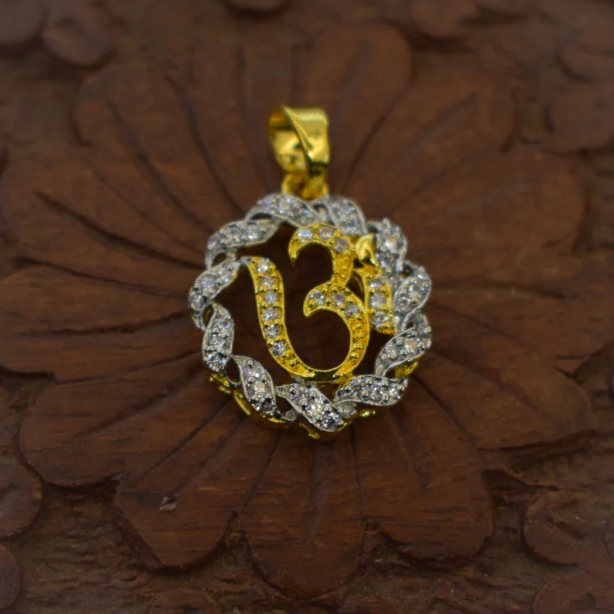 FANCY OM PENDANT