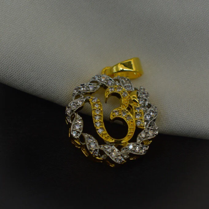 FANCY OM PENDANT - Image 3
