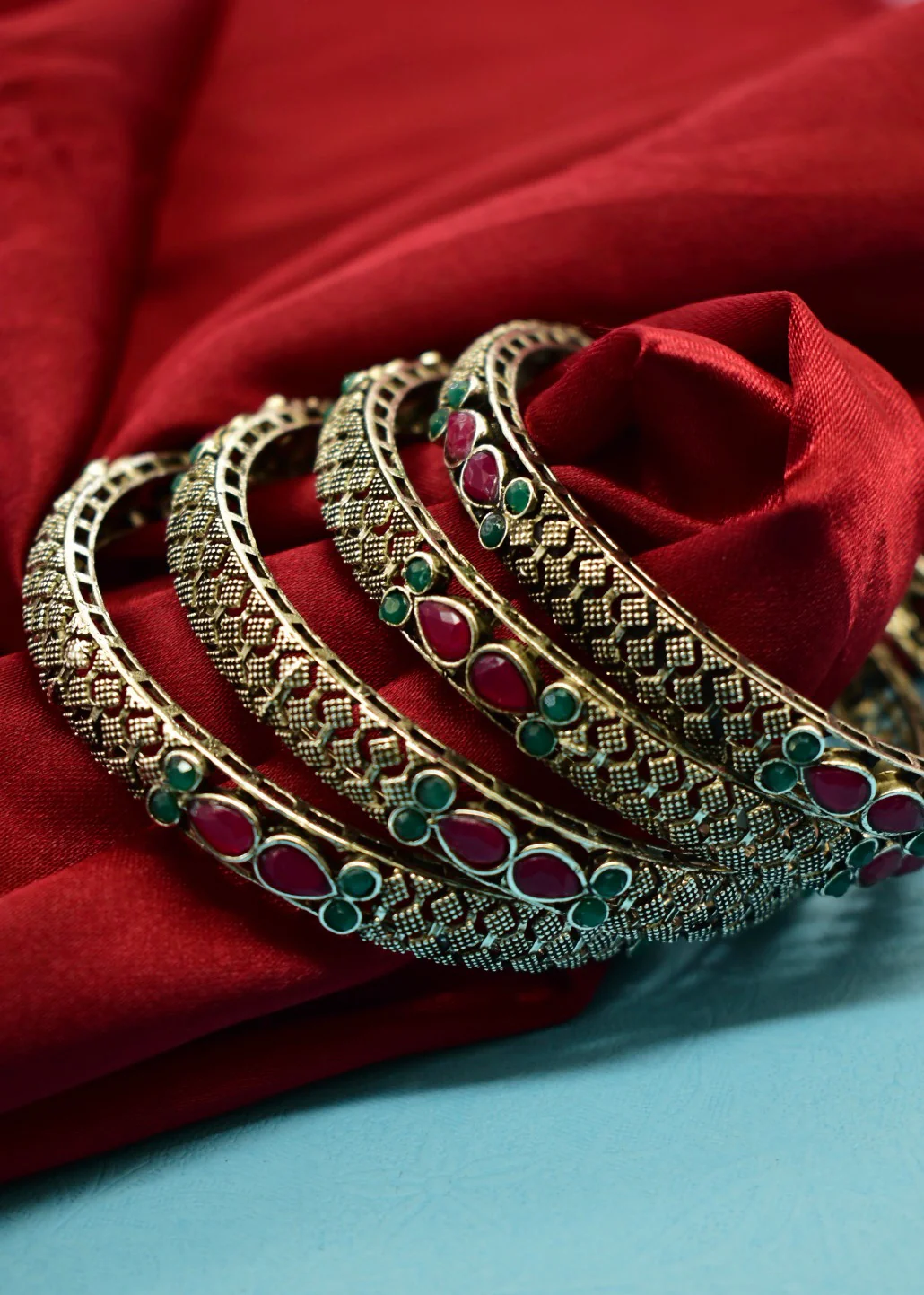 SPLENDID OXIDISED BANGLES - Image 3