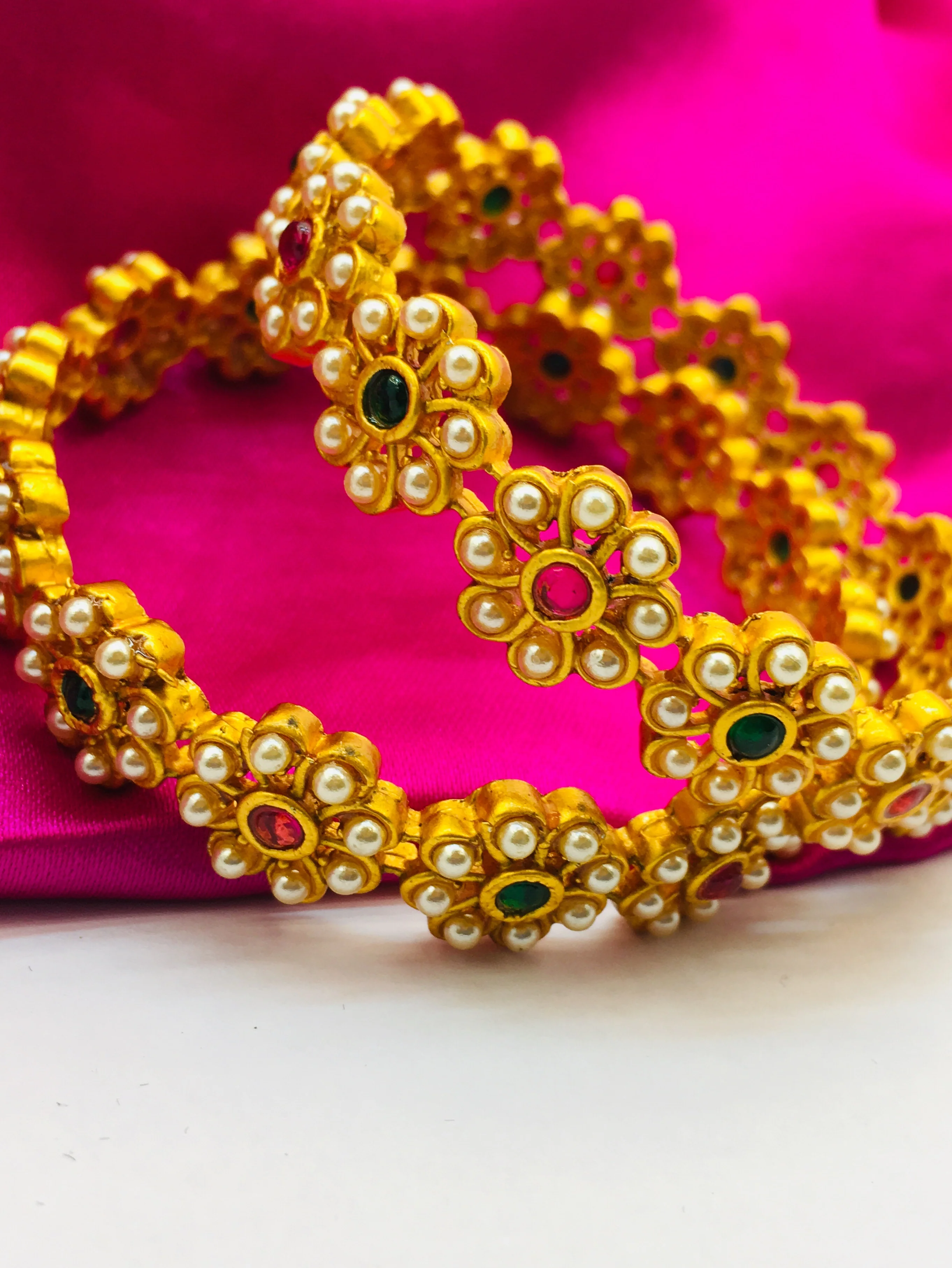 PEARL BEADS FLORAL BANGLES - Image 5