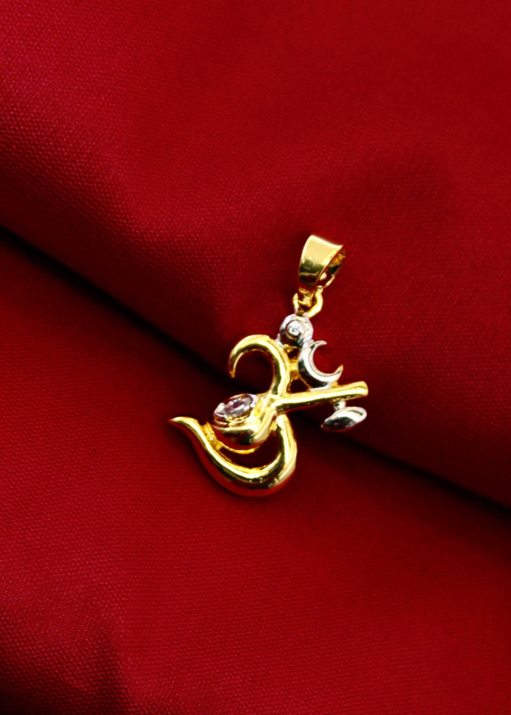 ALLURING OM DESIGNER PENDANT - Image 2