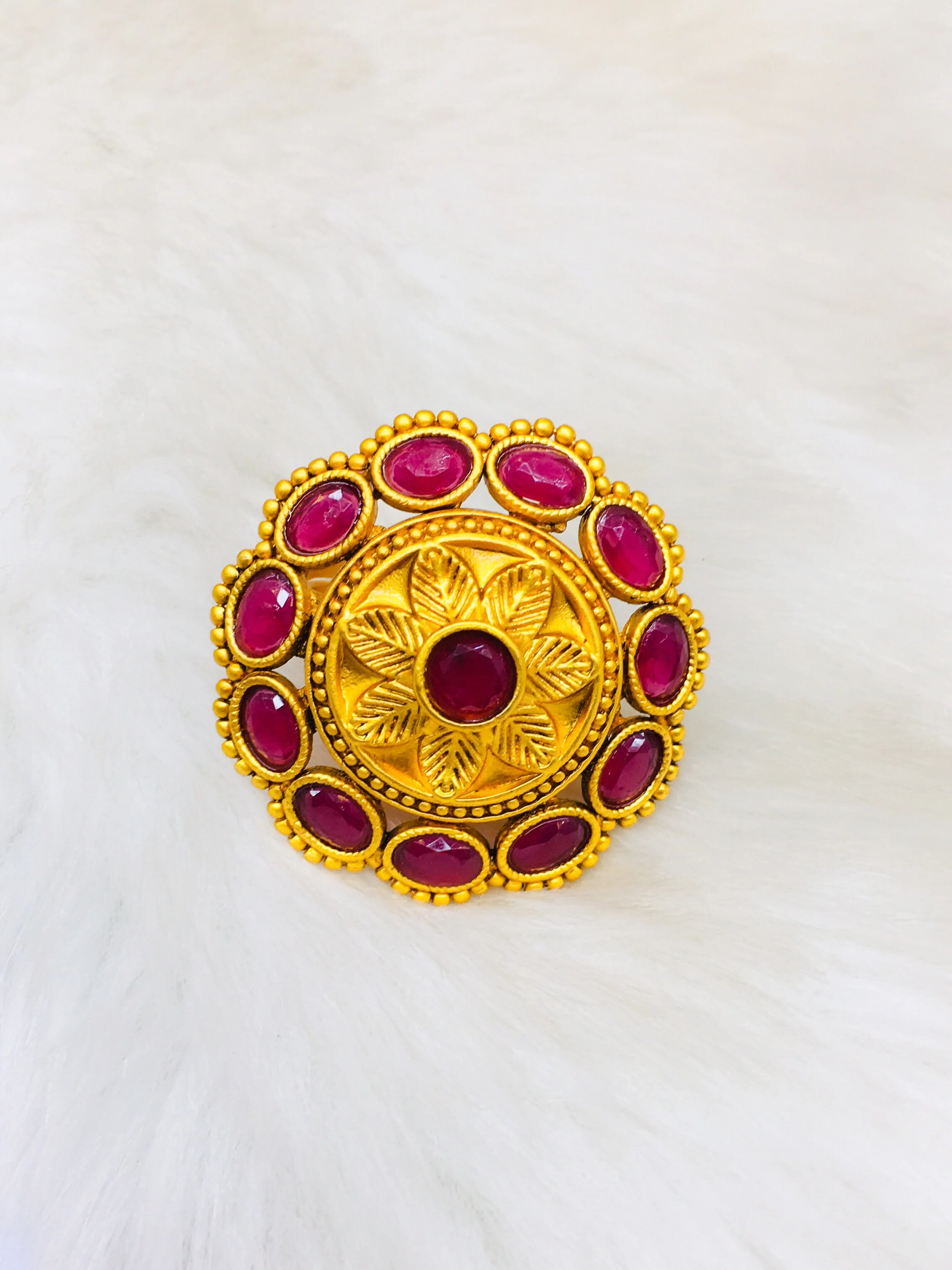ELEGANT LEAF DESIGNER RING - Image 5