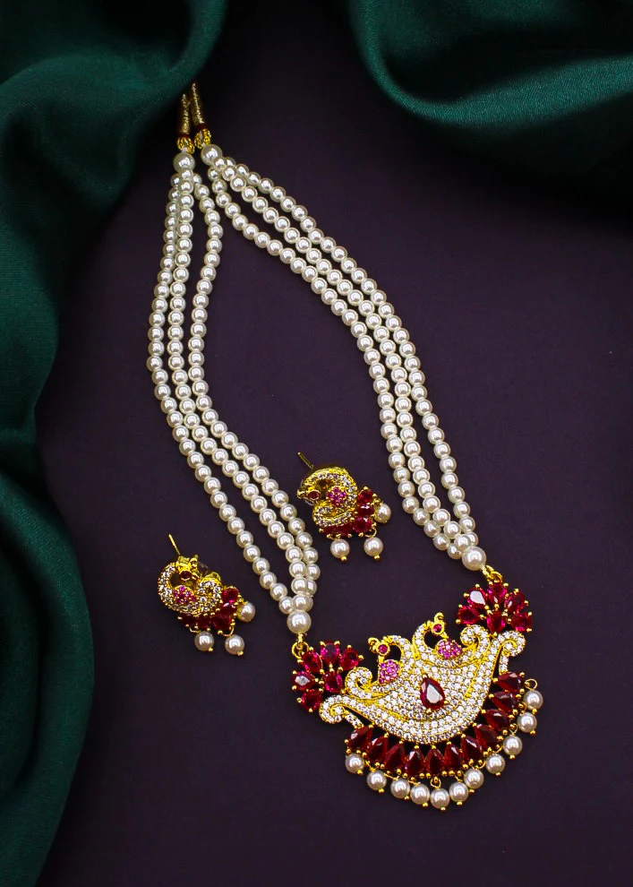 SPARKLING PEACOCK NECKLACE - Image 4