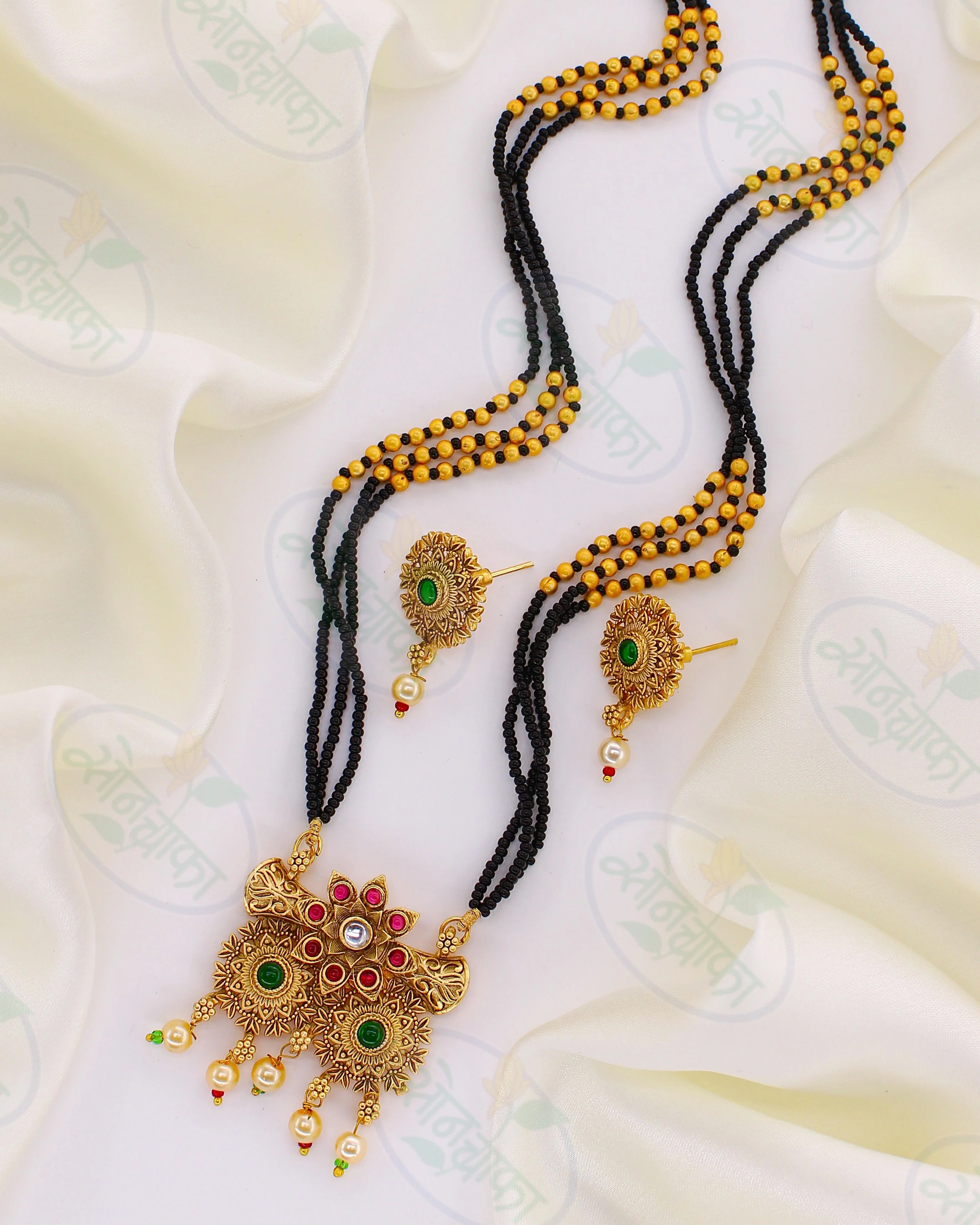 CHARMING TRENDY AHILYA MANGALSUTRA - Image 4